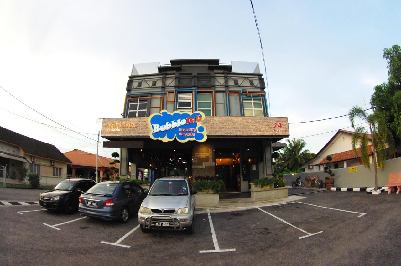 Tube Hotel Klebang Melaka Exterior foto
